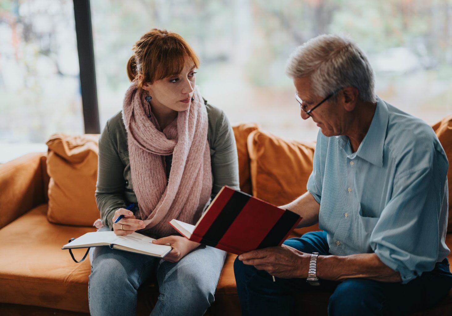 An,Experienced,Senior,Professor,Guides,A,Young,Female,Student,During